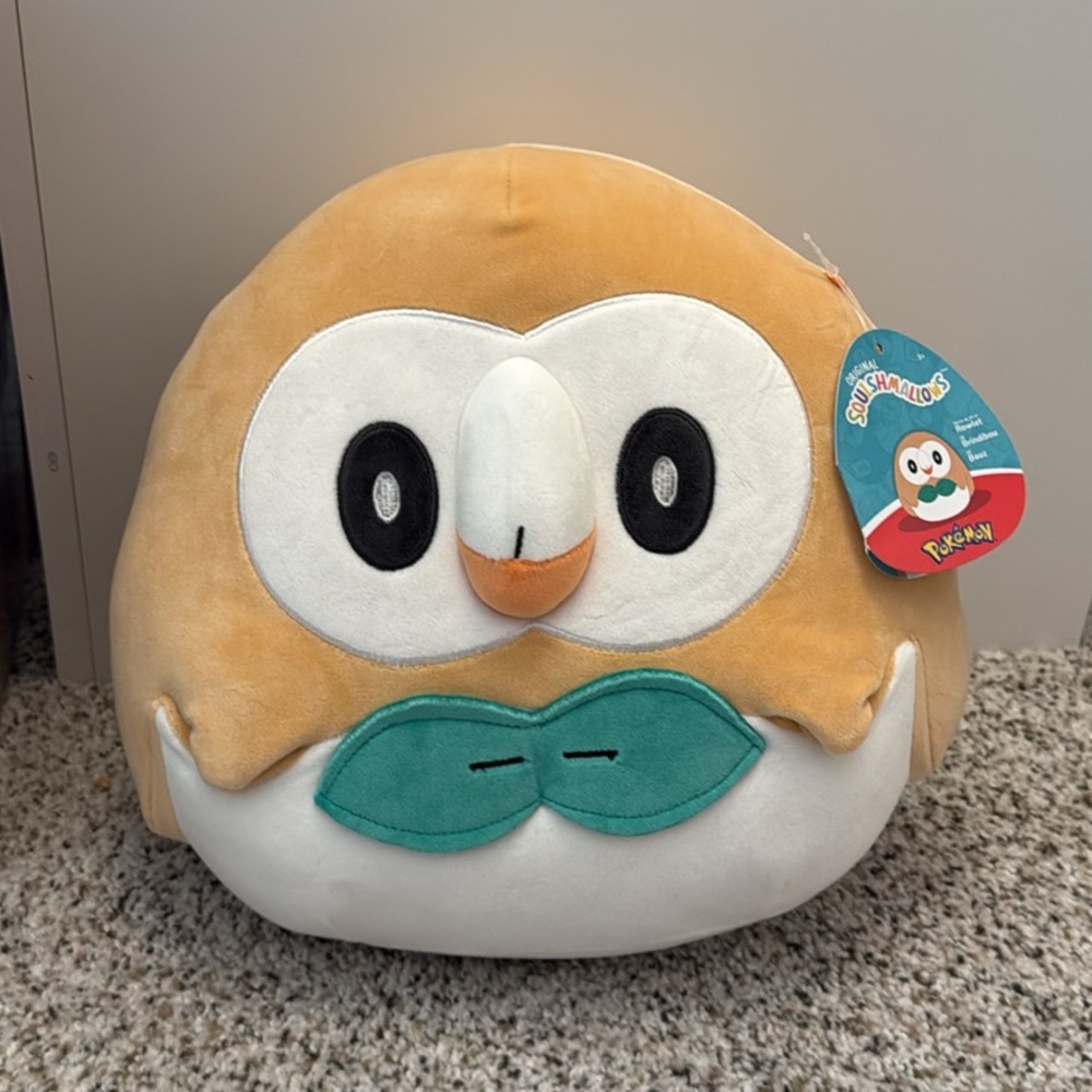 Squishmallows Pokémon Rowlet 10” Plush NWT
